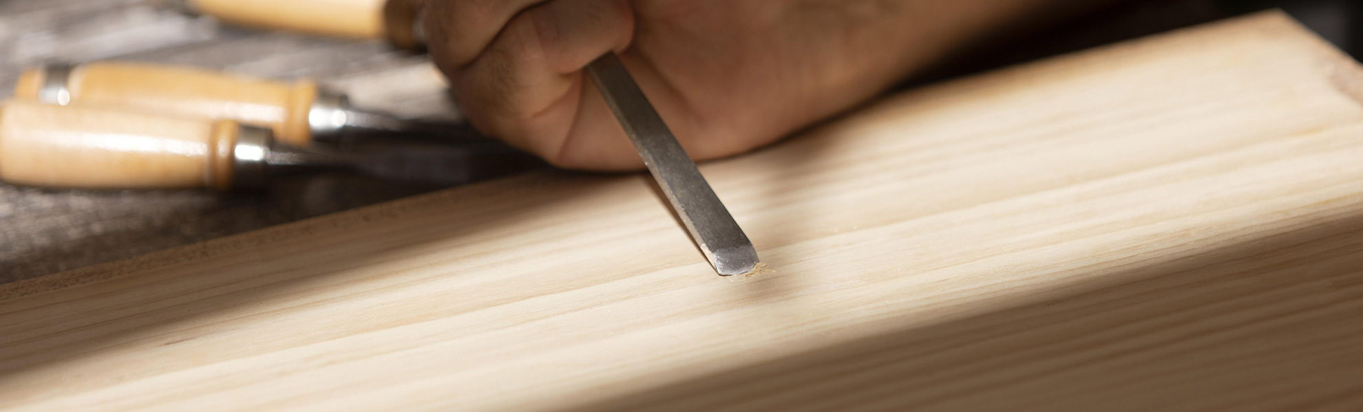 Carpintería de madera y metálica