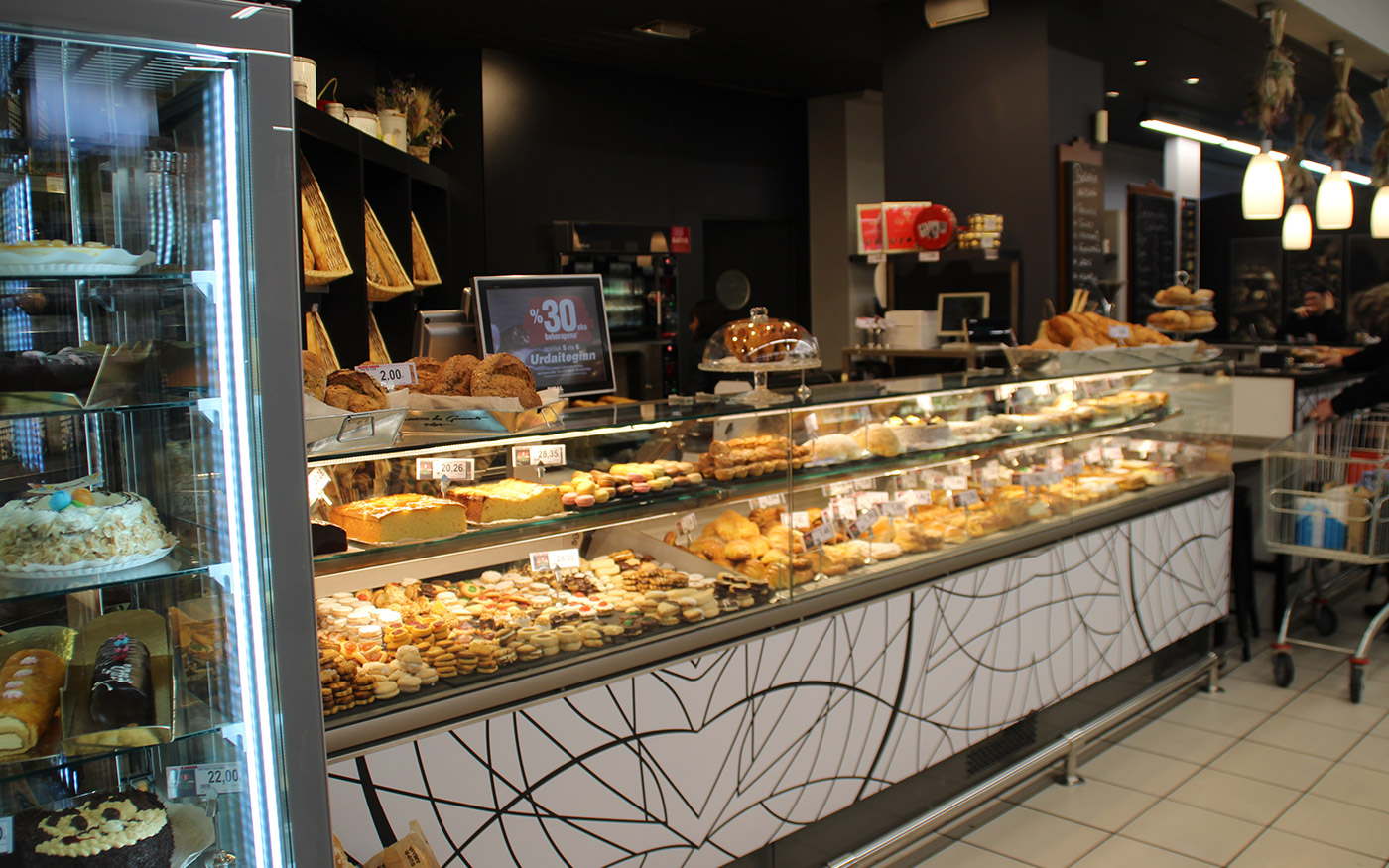 Foto reforma panadería Super Amara